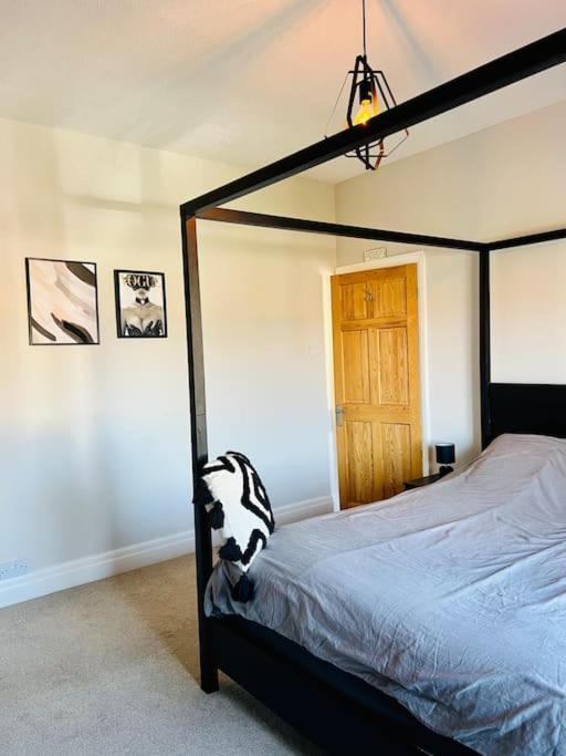 Lovely, Sunny House, By The Beach & Centre! Lytham St Annes Eksteriør billede