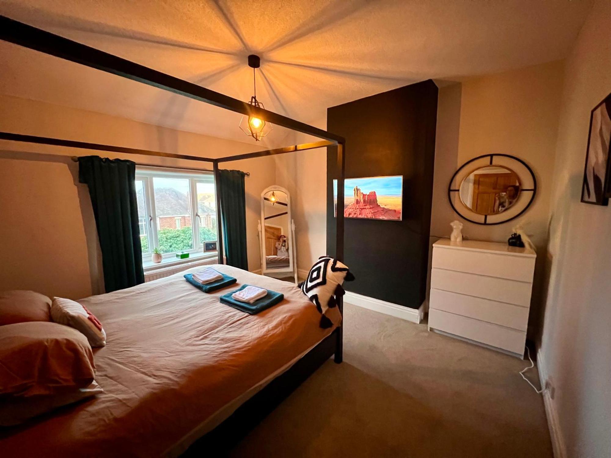 Lovely, Sunny House, By The Beach & Centre! Lytham St Annes Eksteriør billede