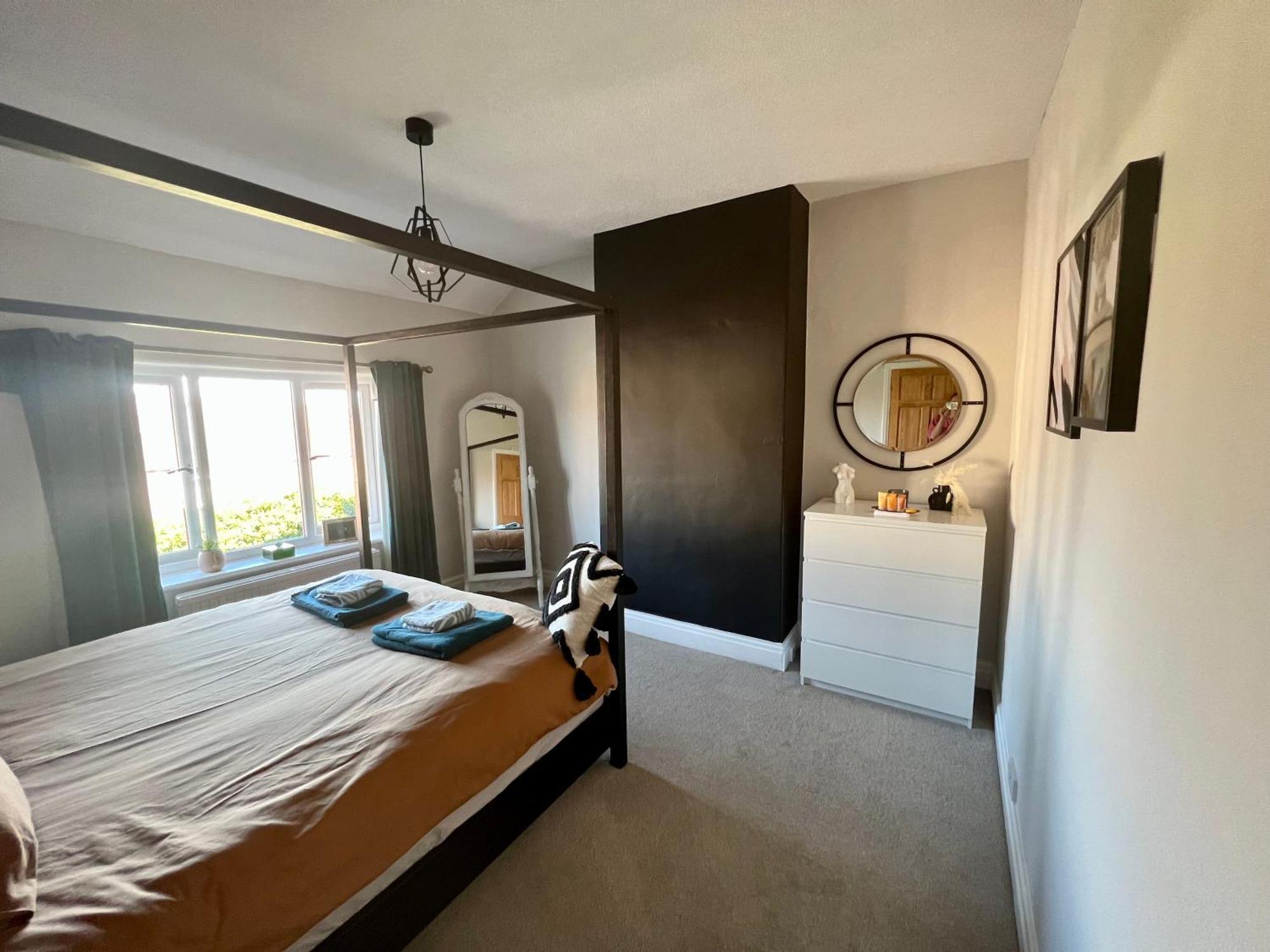 Lovely, Sunny House, By The Beach & Centre! Lytham St Annes Eksteriør billede